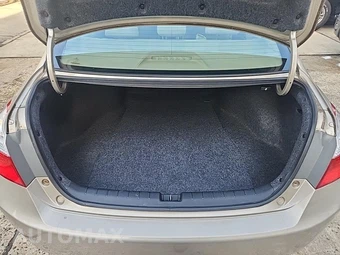 2013 Honda Accord LX - miniatura 19