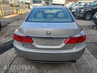 2013 Honda Accord LX - miniatura 5