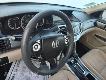 2013 Honda Accord Sedan LX – miniatura 10