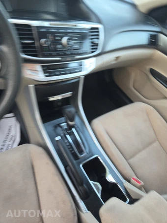 2013 Honda Accord Sedan LX – miniatura 11