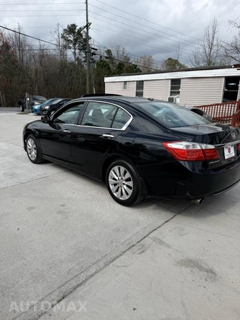 2013 Honda Accord Sedan Touring - miniatura 17