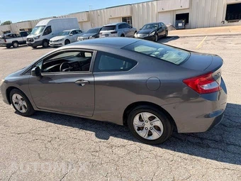 2013 Honda Civic Coupe LX - miniatura 13