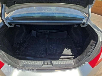 2013 Honda Civic Coupe Si - miniatura 11