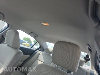 2013 Honda Civic Hybrid Sedan - miniatura 17