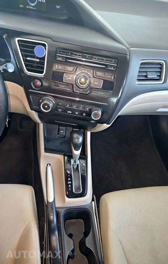 2013 Honda Civic Sedan CNG - miniatura 9