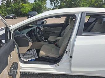 2013 Honda Civic Sedan LX - miniatura 3