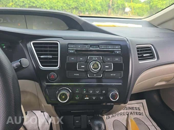 2013 Honda Civic Sedan LX - miniatura 7