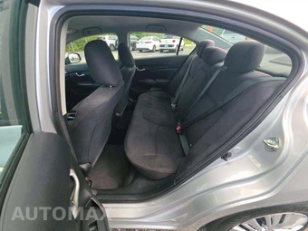 2013 Honda Civic Sedan LX - miniatura 10