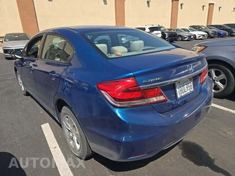 2013 Honda Civic Sedan LX - miniatura 2