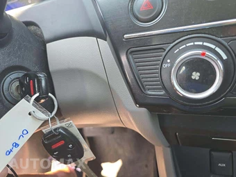 2013 Honda Civic Sedan LX - miniatura 8
