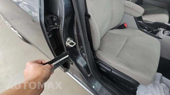 2013 Honda Civic Sedan LX - miniatura 28