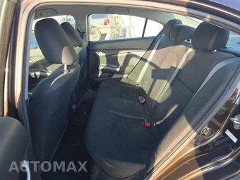 2013 Honda Civic Sedan LX – miniatura 13