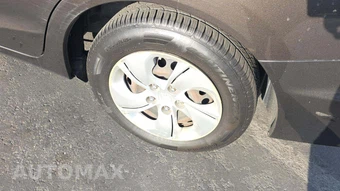 2013 Honda Civic Sedan LX – miniatura 23