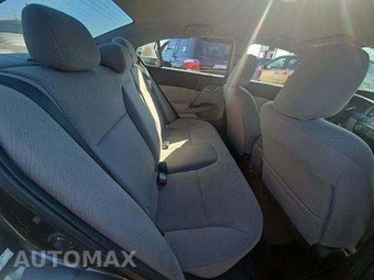 2013 Honda Civic Sedan LX – miniatura 16