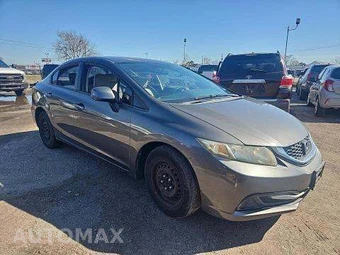 2013 Honda Civic Sedan LX – miniatura 2