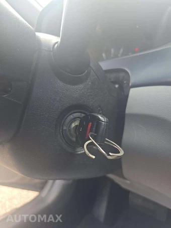 2013 Honda Civic Sedan LX – miniatura 8
