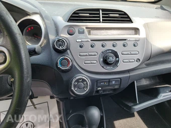 2013 Honda Fit – miniatura 11