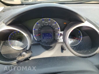 2013 Honda Fit – miniatura 12