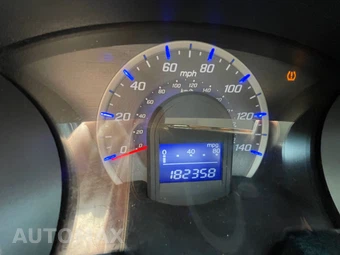 2013 Honda Fit - miniatura 16