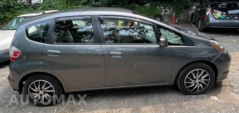 2013 Honda Fit - miniatura 8