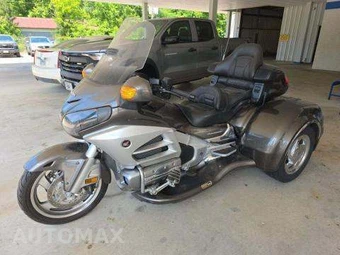 2013 Honda Gold Wing Audio / Comfort / Navigation - car from the USA, Manheim Buy-Now listing at AUTOMAX