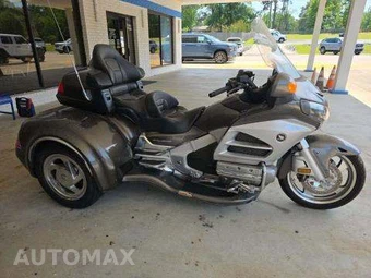 2013 Honda Gold Wing Audio / Comfort / Navigation - miniatura 4