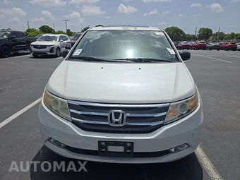 2013 Honda Odyssey - miniatura 2