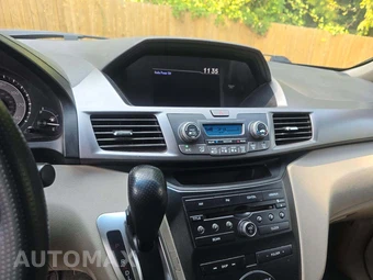 2013 Honda Odyssey LX 118.1" WB - miniatura 10
