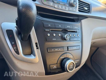 2013 Honda Odyssey LX 118.1" WB - miniatura 11