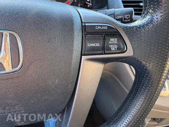 2013 Honda Odyssey LX 118.1" WB - miniatura 15