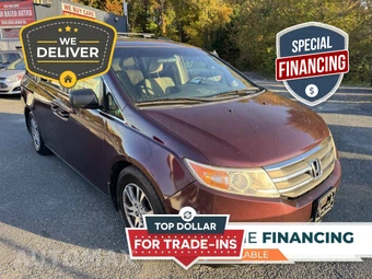 2013 Honda Odyssey LX 118.1" WB - miniatura 2