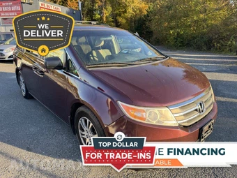 2013 Honda Odyssey LX 118.1" WB - miniatura 3