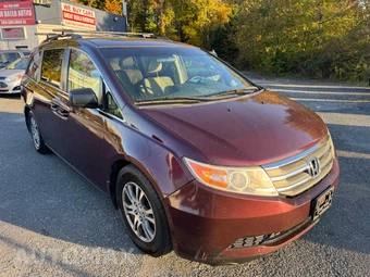 2013 Honda Odyssey LX 118.1" WB - miniatura 7
