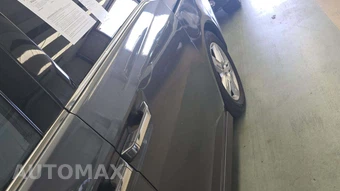 2013 Honda Odyssey Touring 118.1" WB - miniatura 30