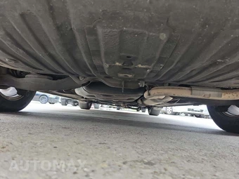 2013 Honda Odyssey Touring 118.1" WB – miniatura 15