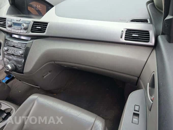 2013 Honda Odyssey Touring 118.1" WB – miniatura 19