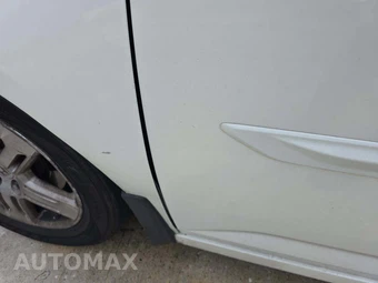 2013 Honda Odyssey Touring 118.1" WB – miniatura 27