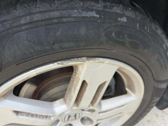 2013 Honda Odyssey Touring 118.1" WB – miniatura 31