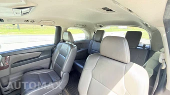 2013 Honda Odyssey Touring 118.1" WB - miniatura 12