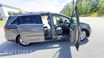 2013 Honda Odyssey Touring 118.1" WB - miniatura 21