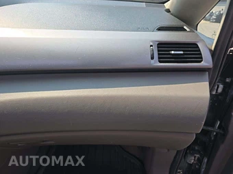 2013 Honda Odyssey Touring Elite 118.1" WB - miniatura 20