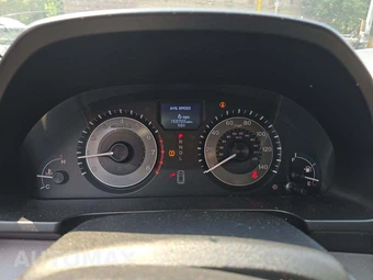 2013 Honda Odyssey Touring Elite 118.1" WB - miniatura 9