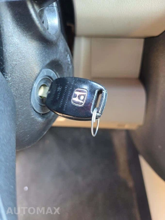2013 Honda Pilot LX – miniatura 8