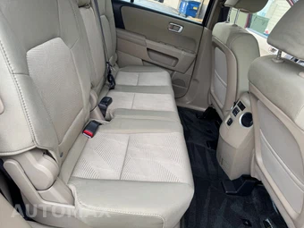 2013 Honda Pilot LX - miniatura 10