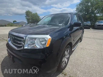 2013 Honda Pilot Touring w/Navigation & RES