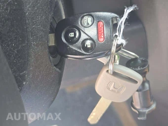 2013 Honda Pilot Touring w/Navigation & RES – miniatura 5