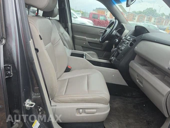 2013 Honda Pilot Touring w/Navigation & RES - miniatura 8