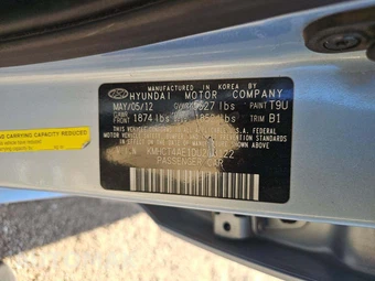 2013 Hyundai Accent GLS Sedan – miniatura 2