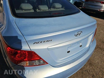 2013 Hyundai Accent GLS Sedan – miniatura 35
