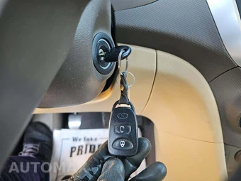 2013 Hyundai Accent GLS Sedan – miniatura 5